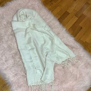 Ivory Pashmina